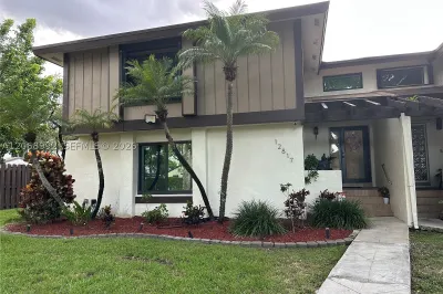 12817 SW 67th Ter 1