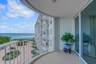 2295 S Ocean Boulevard #619 1