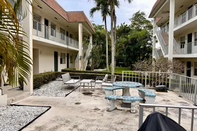 340 NW 19TH Street #1050 1