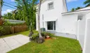 5190 E 1st Ave #B Photo