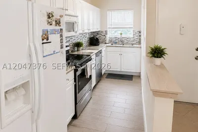 270 E Layne Blvd #110 1