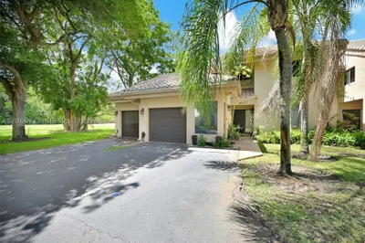 16379 Malibu Dr #50 1