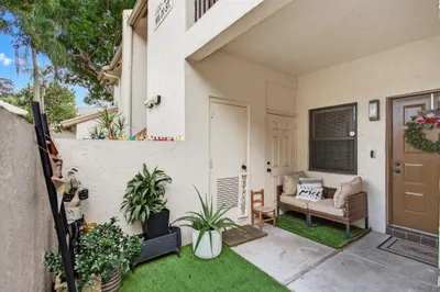 4400 NW 20th Street #454 1