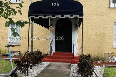 126 Mendoza Ave #3 1