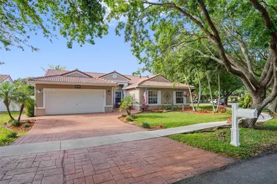 13320 SW 17th Ct 1