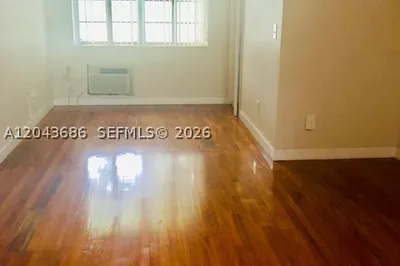 1008 E Ponce De Leon Blvd #3 1