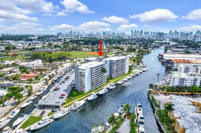 1800 NW 24th Ave #1004 1