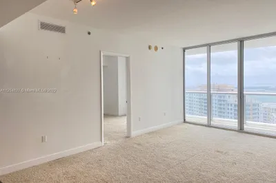 475 BRICKELL AVE #3407 1
