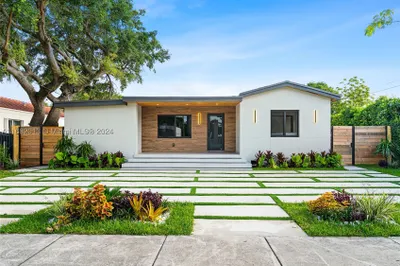 1227 SW 21st Ter 1