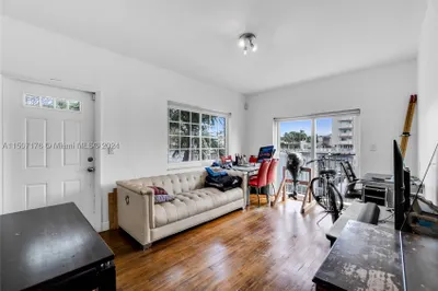 8335 NE Crespi Blvd #1 1