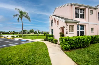 302 Muirfield Court #302a 1