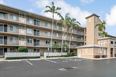 12565 Imperial Isle Drive #208 1