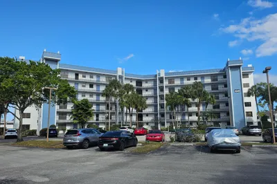 4640 Lucerne Lakes Boulevard W #303 1