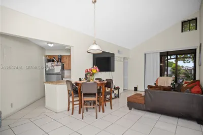 213 Lake Pointe Dr #203 1