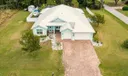 2121 SE Gidding Road Photo