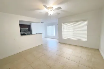 815 W Boynton Beach Boulevard W #4-102 1