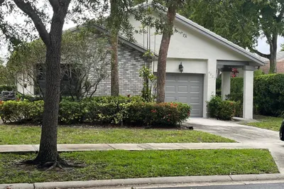 4807 Boxwood Circle #4807 1