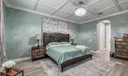 898 SW Curtis Street Photo
