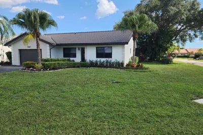 10424 NW 70th Court 1