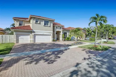 16329 NW 15th St 1