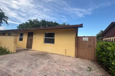 4402 NW 5th Ave #4402 1
