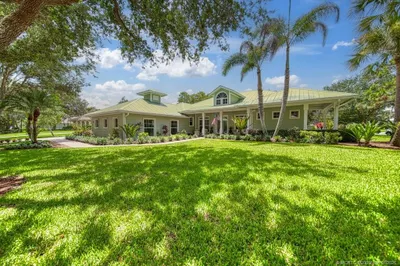 98 SW Cassine Court 1