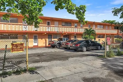 19105 NE 2nd Ave #2118 1