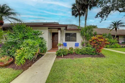3324 S Carambola Cir S #2518 1