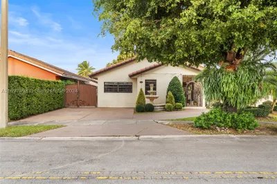 2525 SW 138th Ave 1
