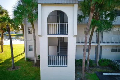 8600 Sunrise Lakes Blvd #201 1