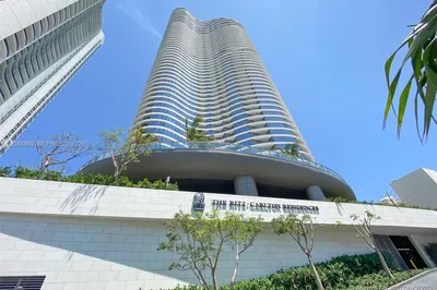 15701 E COLLINS #1403 1