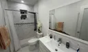 224 E 42nd St Photo