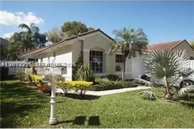 882 Garnet Cir #882 1