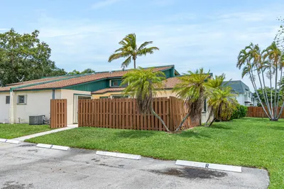1004 Manor Drive 1