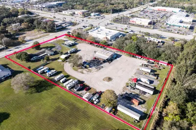 392 E Midway Road 1