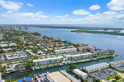 108 Paradise Harbour Boulevard #314 1