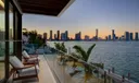 1061 N Venetian Dr Photo