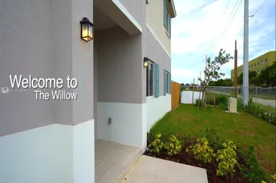 381 NW 12 PLACE #381 1