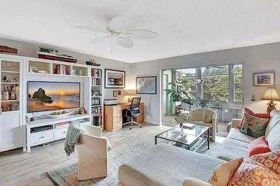 2615 NE 3RD Court #3010 1