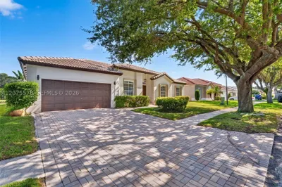 10641 SW 20th Ct 1