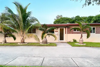 3390 SW 21st St 1