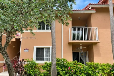 3231 Sabal Palm Mnr #203 1
