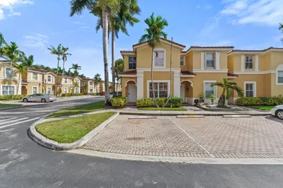 3137 SW 129th Terrace #158 1