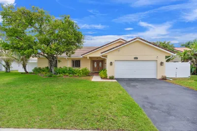 21111 Escondido Way 1