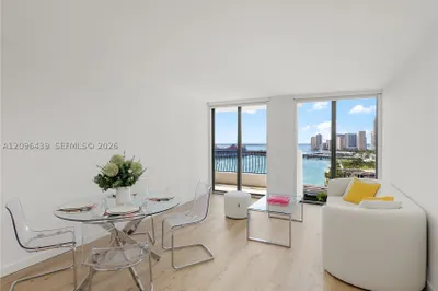 555 NE 15th St #26K 1