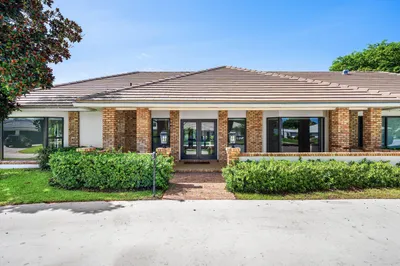 114 Glenbrook Court 1
