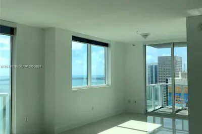 244 Biscayne Blvd #2103 1