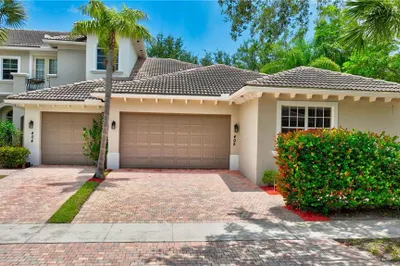 6407 Bella Cir #405 1