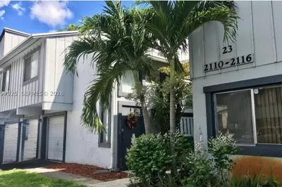 2116 NW 58th Ave #23-E 1