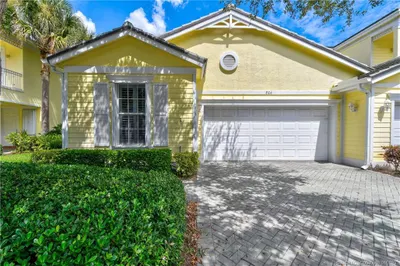806 Mariner Bay Boulevard 1